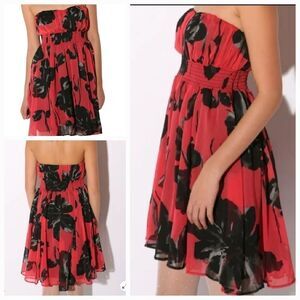 Kimchi Blue Chiffon Strapless Smocked Poppy Print Red Floral Party Dress Bandeau